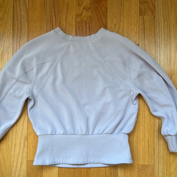 Lululemon Softstreme Ribbed-Hem Pullover - Picture 5 of 7